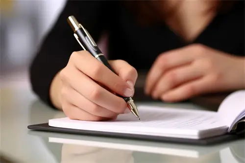 阿曼的人到丹麦旅游的价格是多少